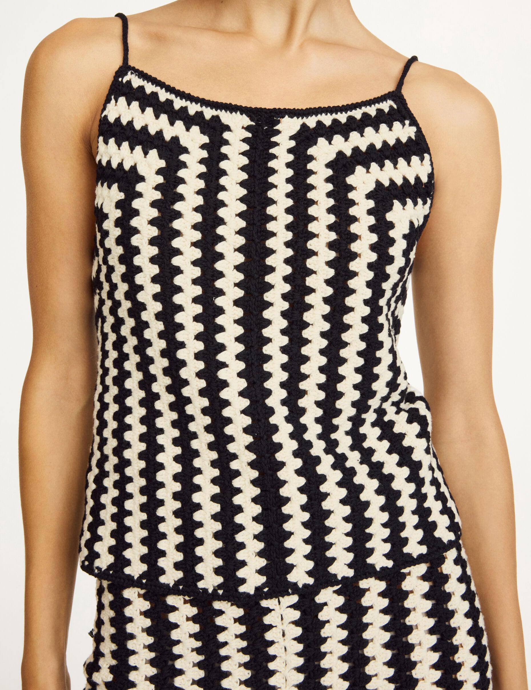 103072_QJ8_lookbook1.jpg