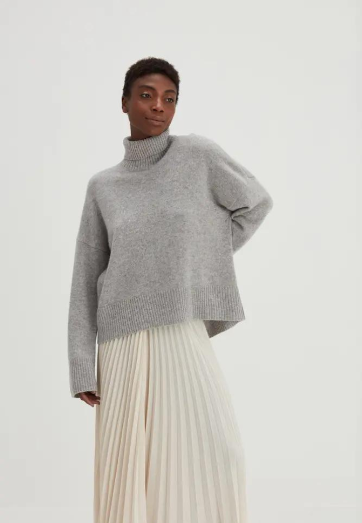 Chunky Roll Neck Sweater